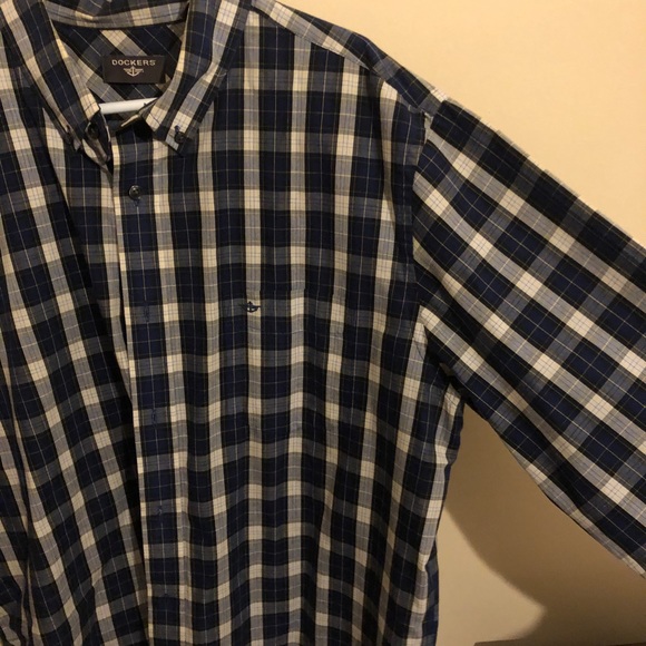 Dockers Button Up Shirt - Picture 2 of 12
